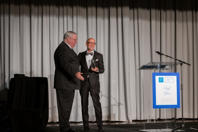 Mark Quattrocchi accepts ACIL award