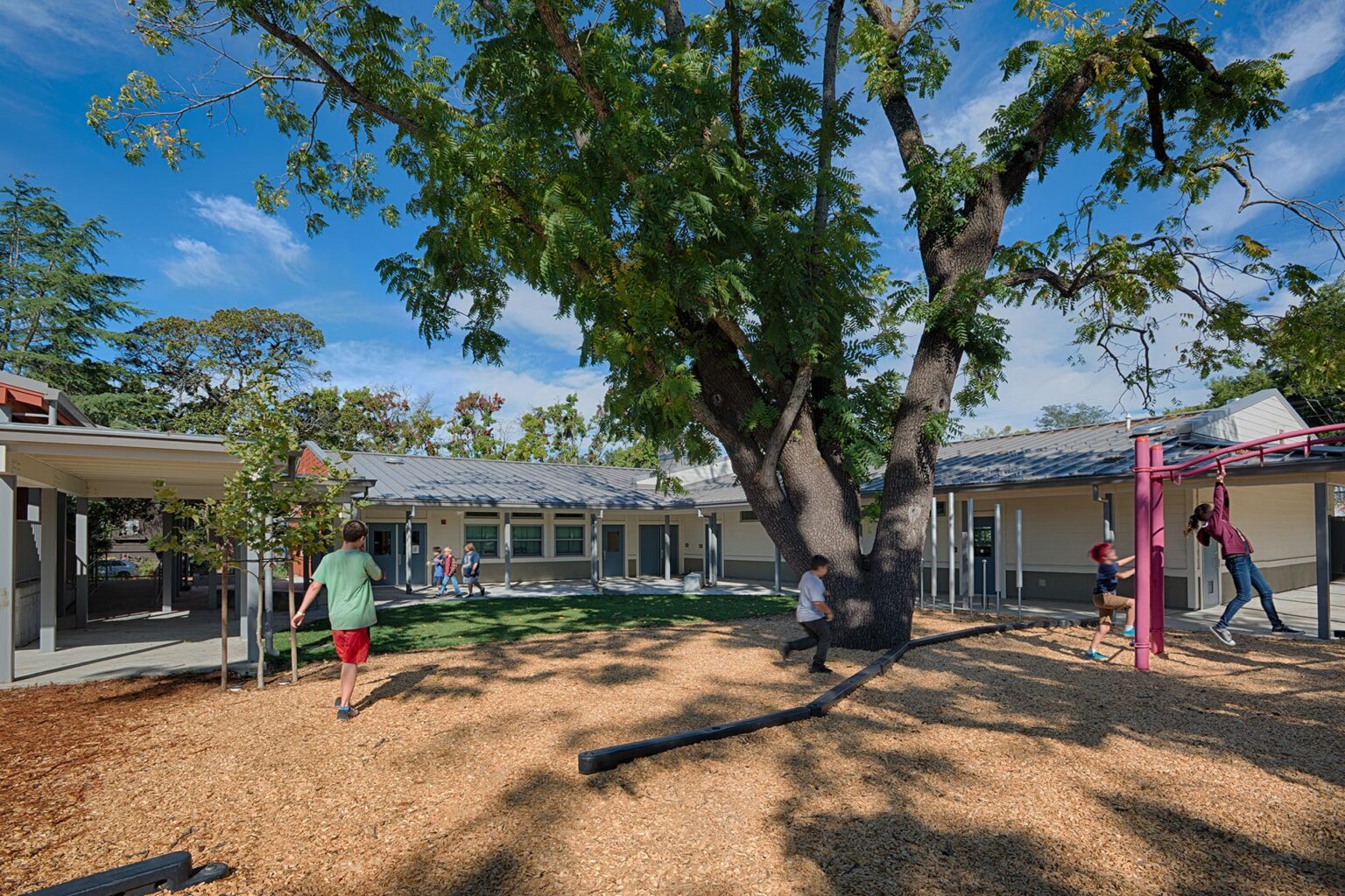 Santa Rosa Charter School for the Arts QKA Quattrocchi Kwok Architects