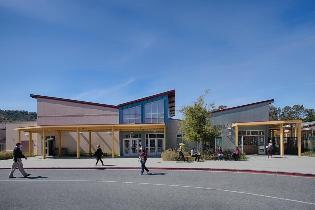 tierra-linda-middle-school-qka-quattrocchi-kwok-architects