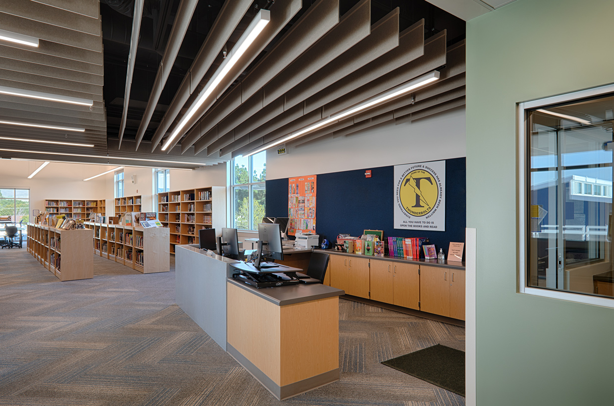 Thornton Middle School - New Classroom, Library and Admin