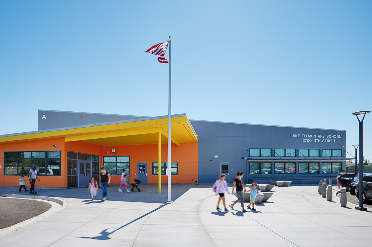 Lake Elementary School