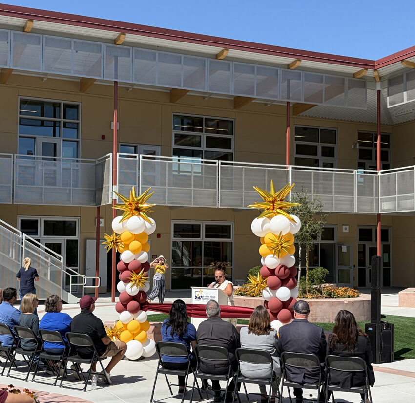 Piner HS Folia Classroom Ribbon Cutting event